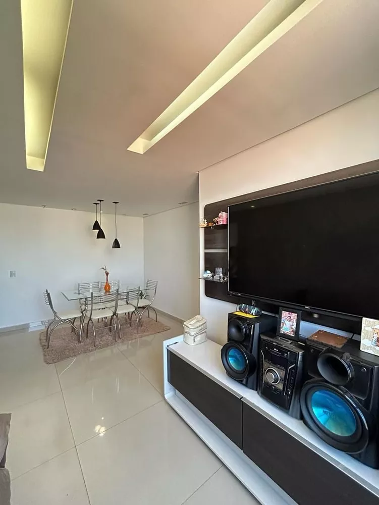 Apartamento à venda com 3 quartos, 70m² - Foto 3