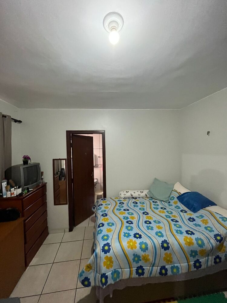 Casa à venda com 5 quartos, 300m² - Foto 3