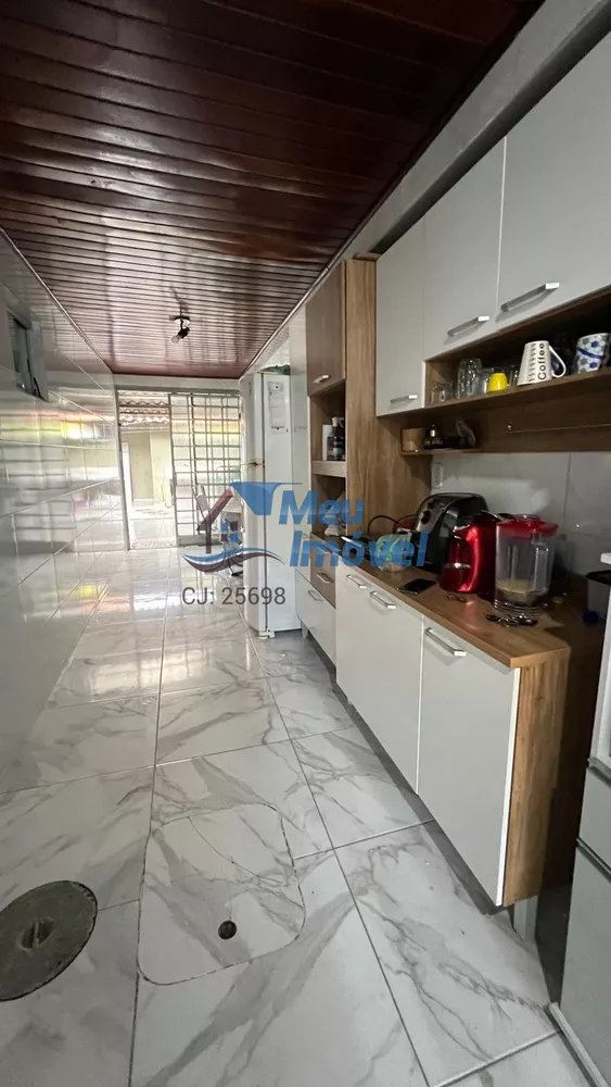 Casa à venda com 3 quartos, 150m² - Foto 4