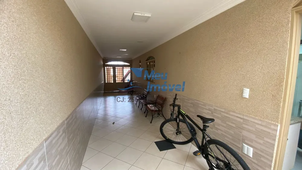 Casa, 4 quartos, 250 m² - Foto 12