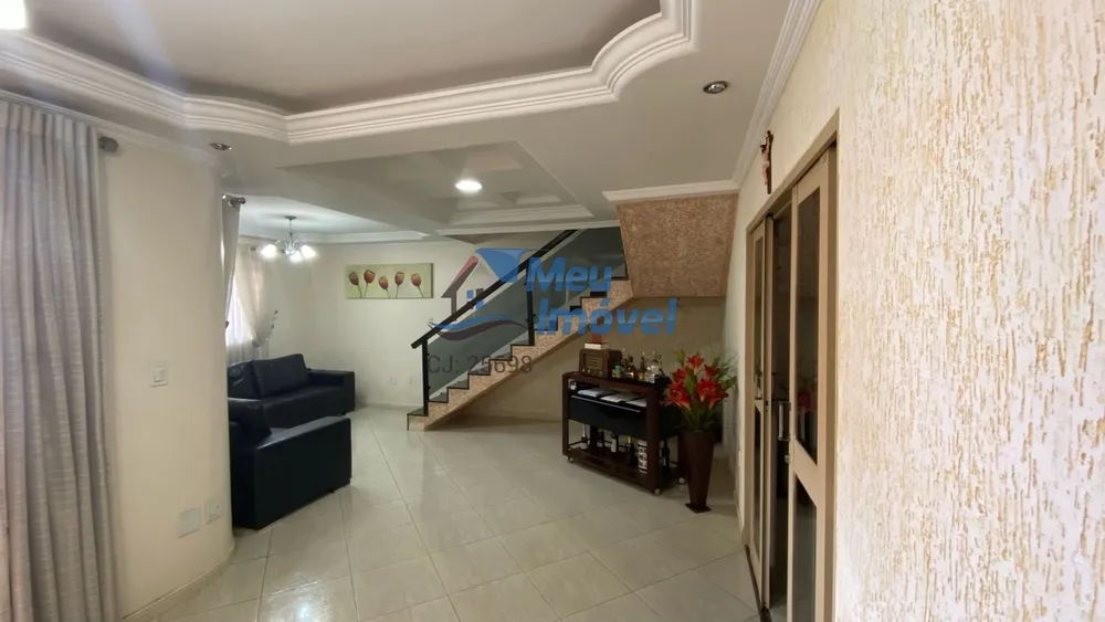 Casa, 4 quartos, 250 m² - Foto 4