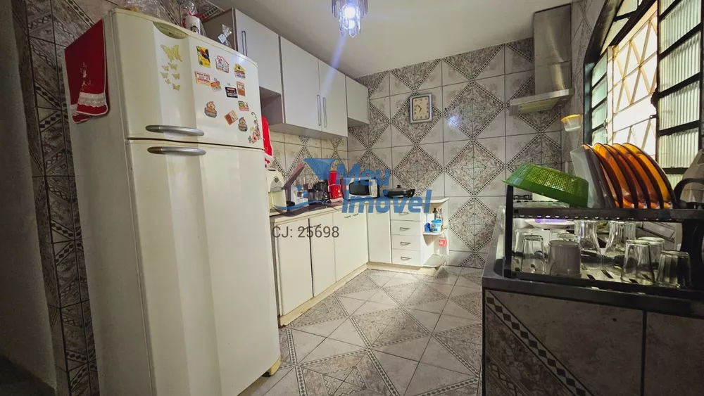 Casa, 4 quartos, 280 m² - Foto 3