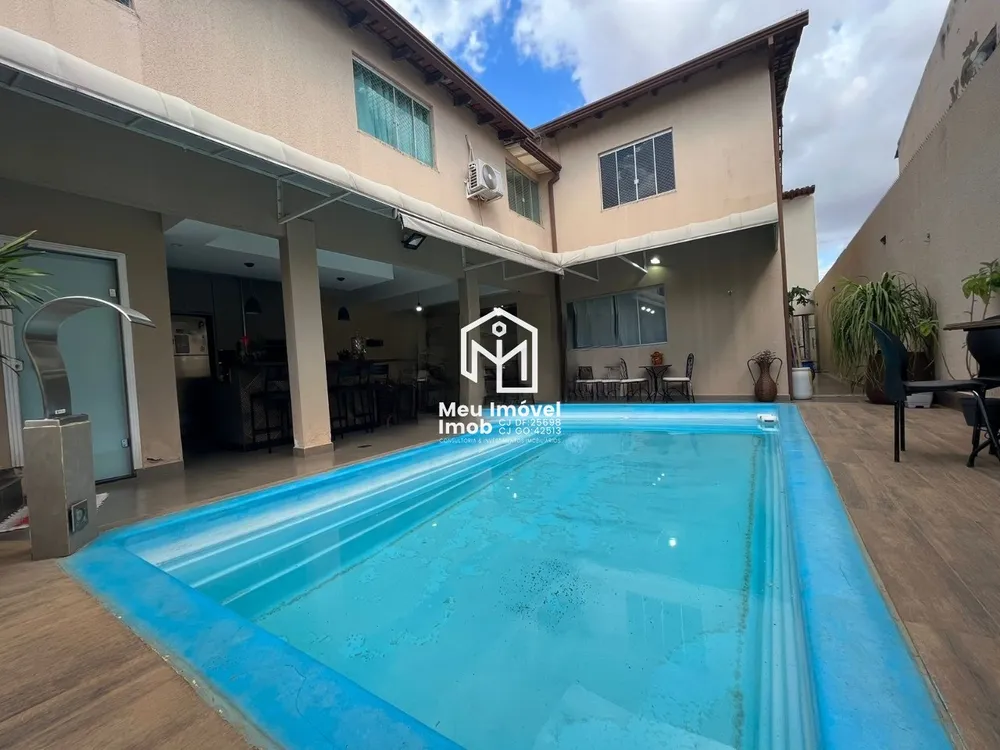 Casa, 5 quartos, 330 m² - Foto 2