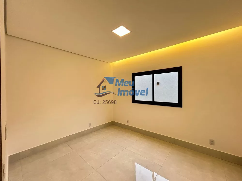Casa, 4 quartos, 220 m² - Foto 2