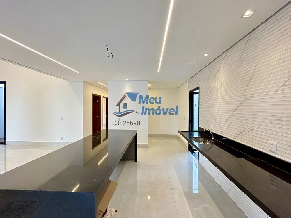 Casa, 4 quartos, 220 m² - Foto 10