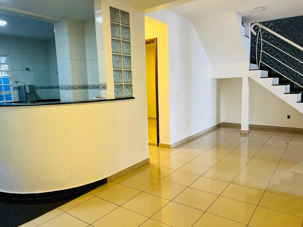 Casa, 4 quartos, 300 m² - Foto 2