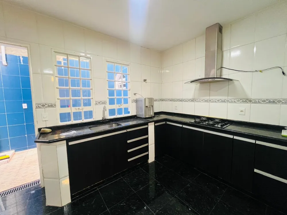 Casa, 4 quartos, 300 m² - Foto 5