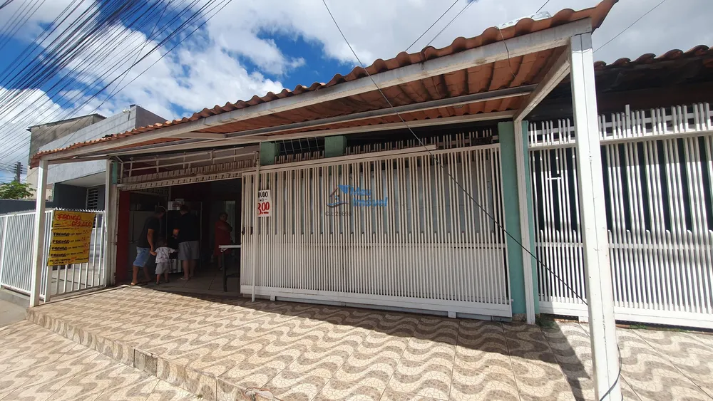 Casa, 4 quartos, 190 m² - Foto 1