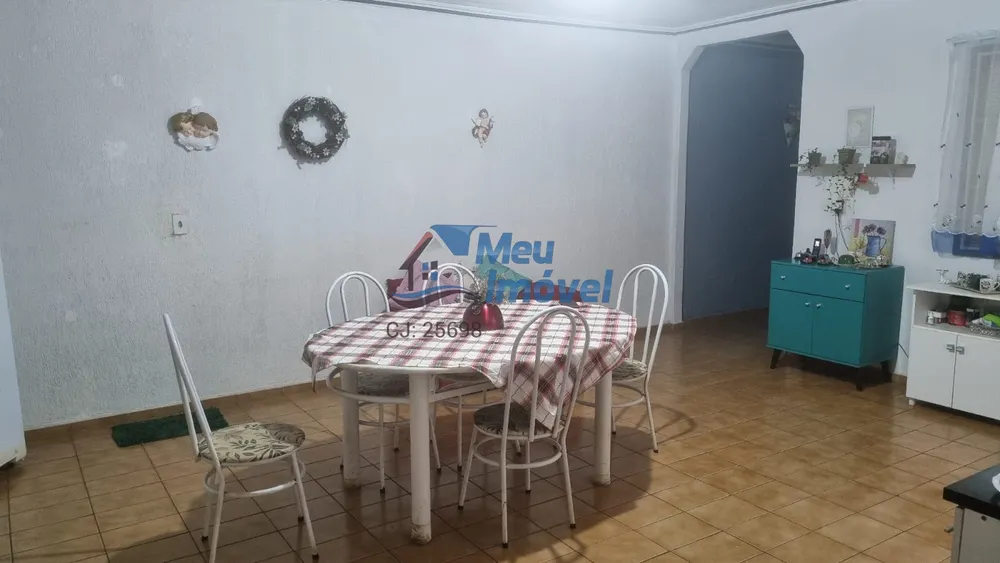 Casa, 3 quartos, 180 m² - Foto 3