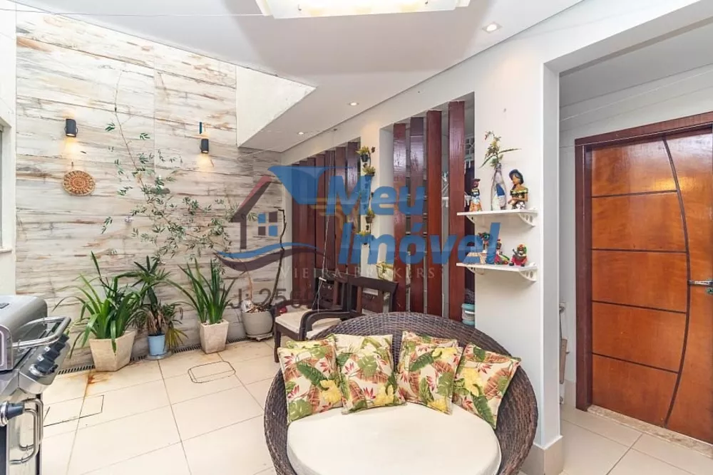 Casa, 3 quartos, 264 m² - Foto 1