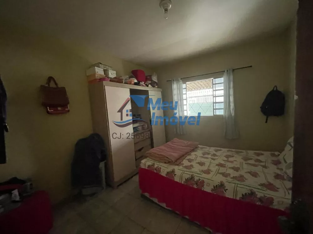 Casa à venda com 3 quartos, 120m² - Foto 3