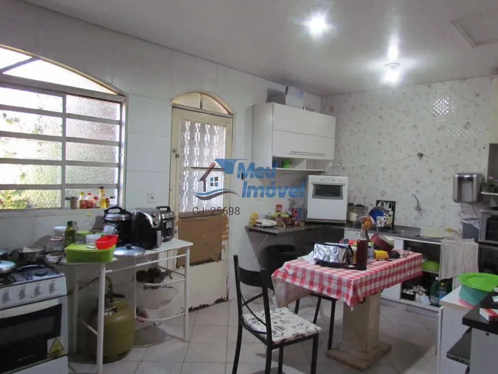 Casa, 3 quartos, 200 m² - Foto 10
