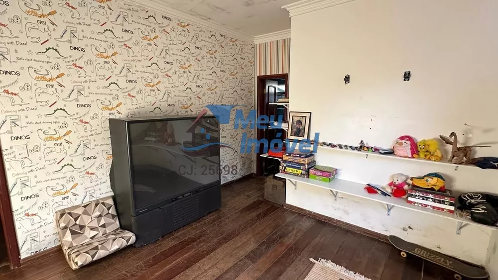 Casa, 6 quartos, 600 m² - Foto 4