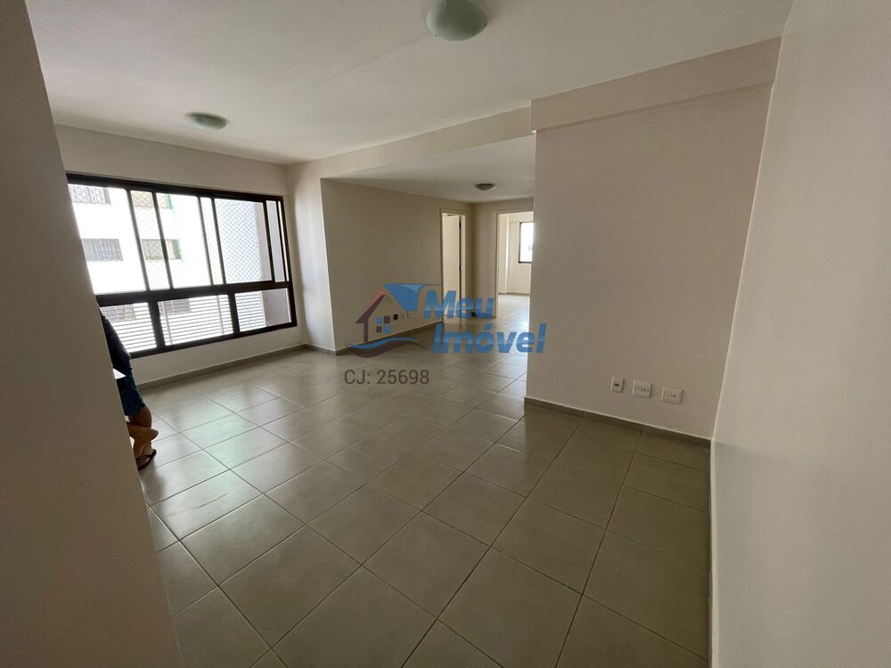 Apartamento à venda com 3 quartos, 82m² - Foto 1