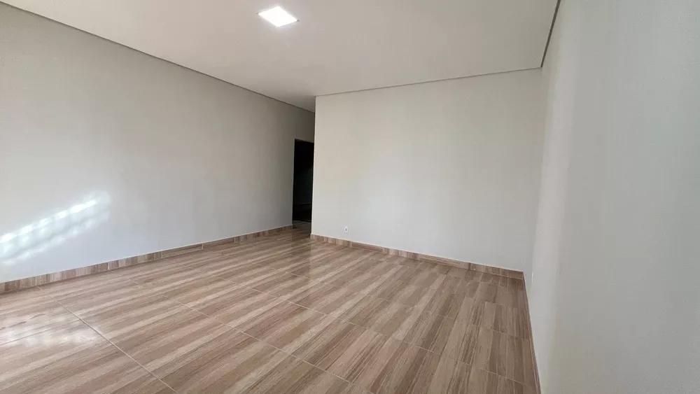 Casa à venda com 3 quartos, 140m² - Foto 4