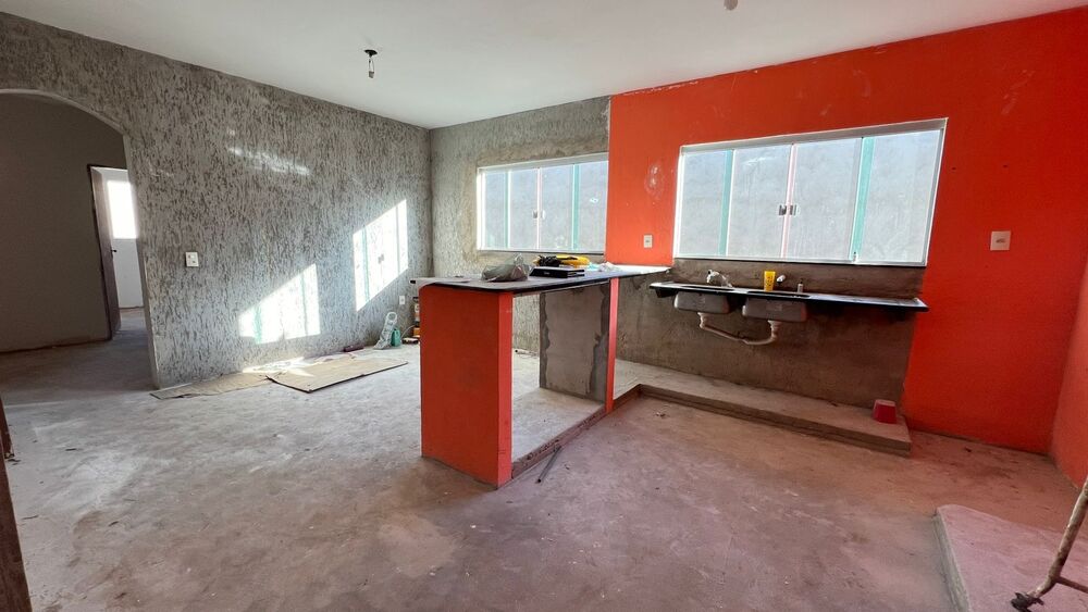 Casa à venda com 6 quartos, 400m² - Foto 3