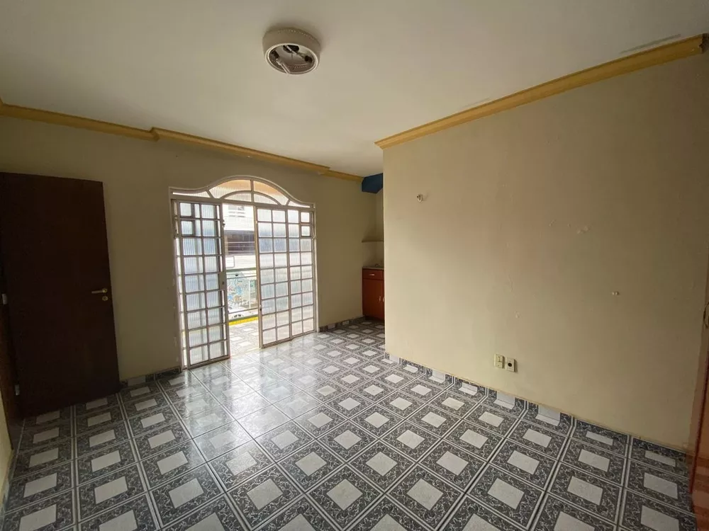 Casa, 3 quartos, 280 m² - Foto 1