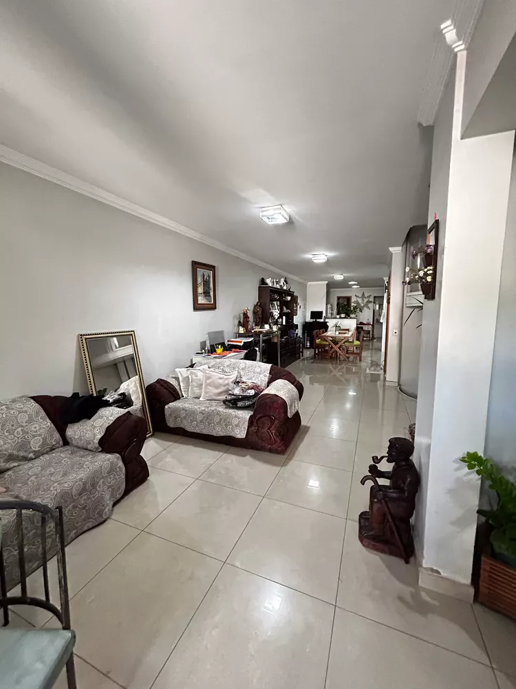 Casa, 4 quartos, 200 m² - Foto 1
