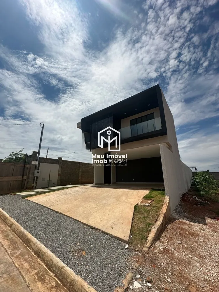Casa, 3 quartos, 250 m² - Foto 1
