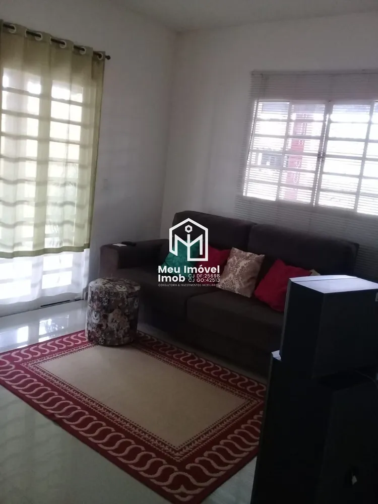 Casa, 3 quartos, 203 m² - Foto 1