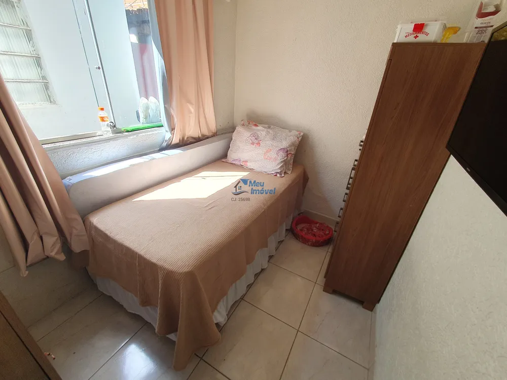 Casa, 6 quartos, 150 m² - Foto 2