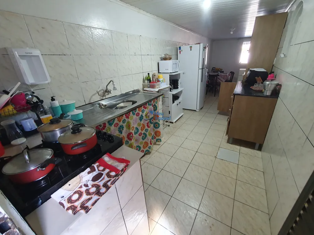 Casa, 6 quartos, 150 m² - Foto 1