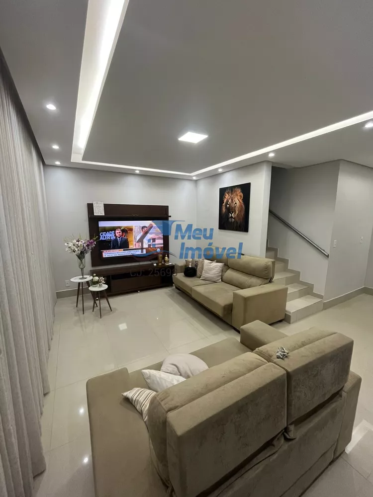 Casa à venda com 3 quartos, 280m² - Foto 3