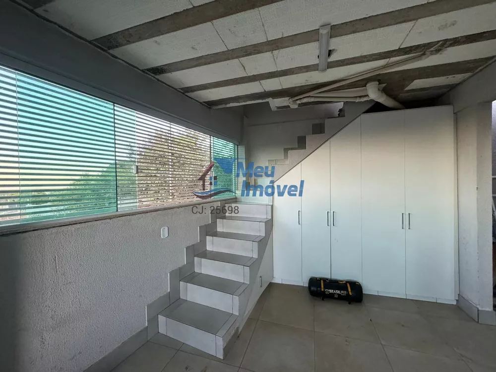 Casa, 4 quartos, 250 m² - Foto 4