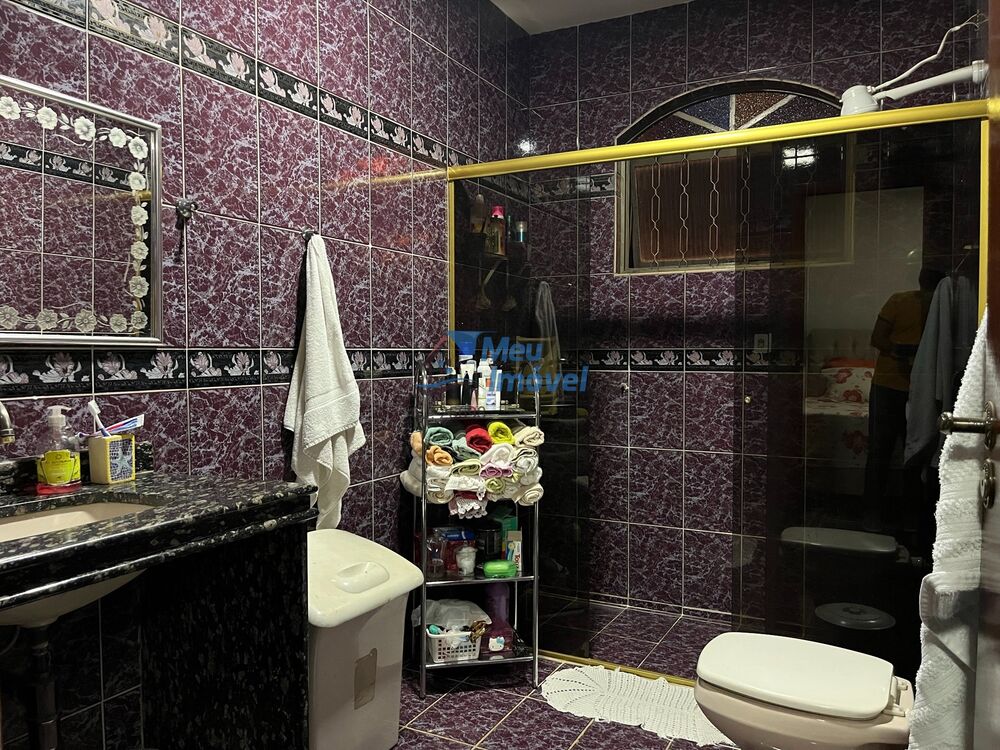 Casa à venda com 3 quartos, 250m² - Foto 8
