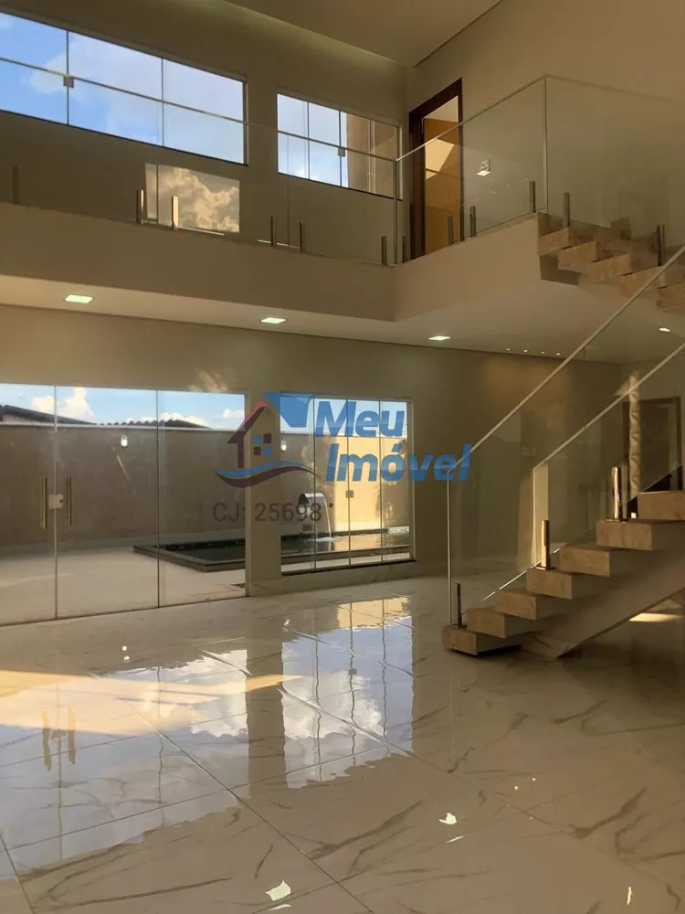 Casa, 4 quartos, 350 m² - Foto 1