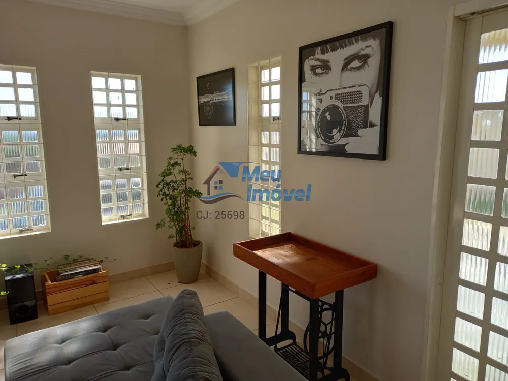 Casa, 5 quartos, 230 m² - Foto 9