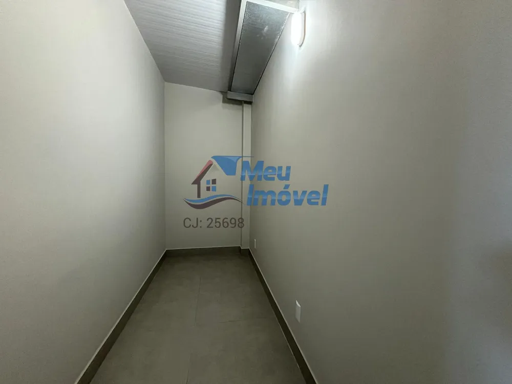 Casa, 3 quartos, 204 m² - Foto 4