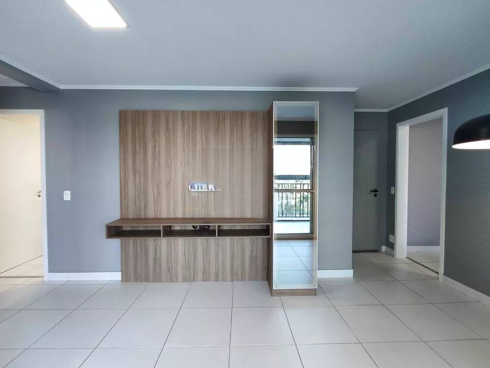 Apartamento à venda com 2 quartos, 67m² - Foto 2