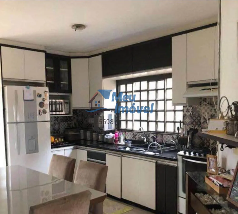 Casa, 4 quartos, 230 m² - Foto 18