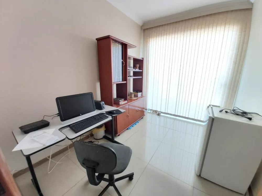 Casa, 4 quartos, 360 m² - Foto 4