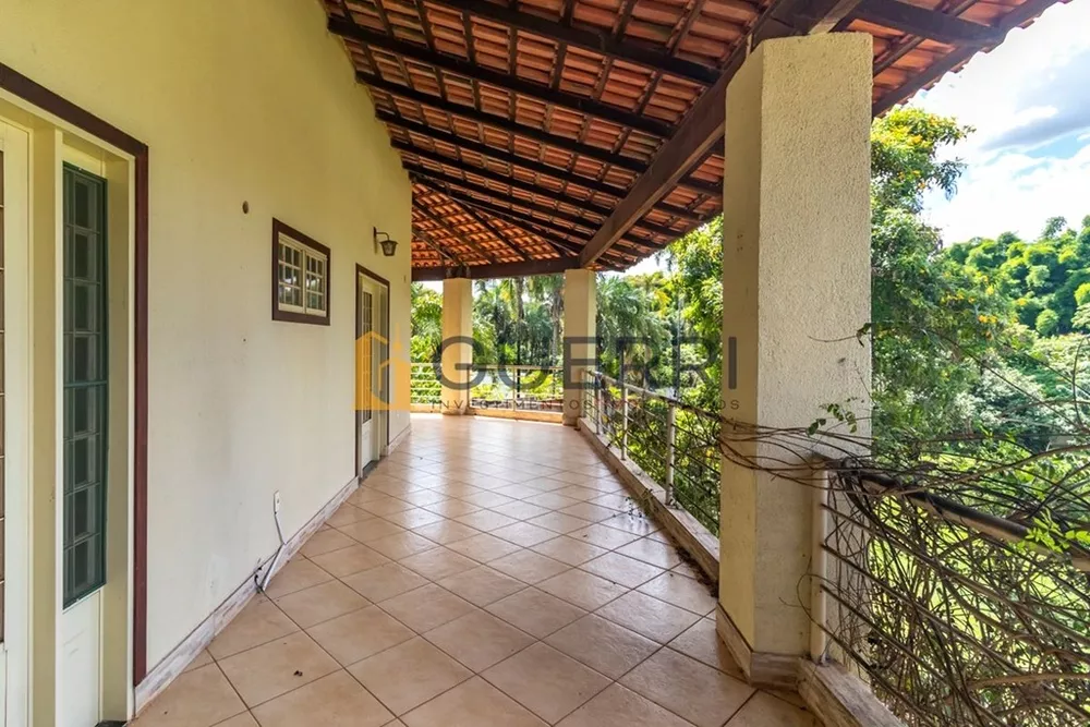 Casa à venda com 5 quartos, 590m² - Foto 11