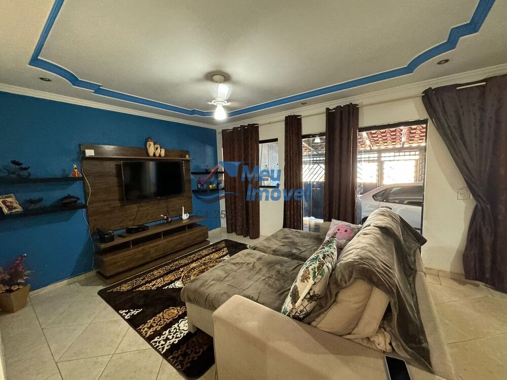 Casa, 3 quartos, 270 m² - Foto 1