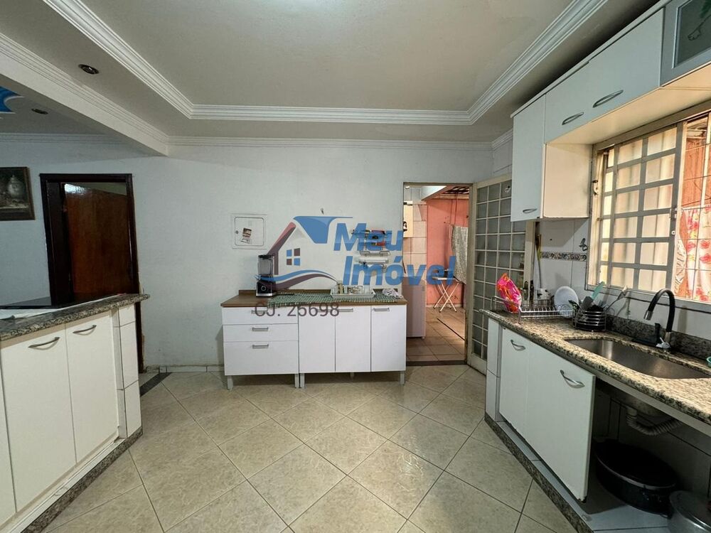 Casa, 3 quartos, 270 m² - Foto 5