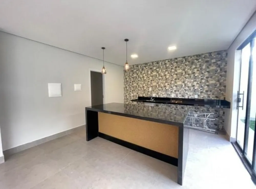 Casa, 3 quartos, 235 m² - Foto 14