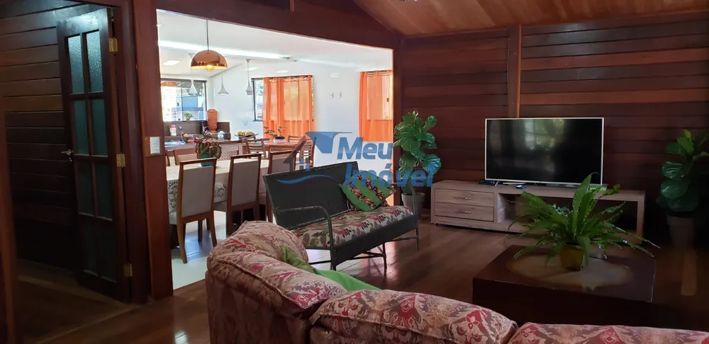 Casa, 4 quartos, 350 m² - Foto 1
