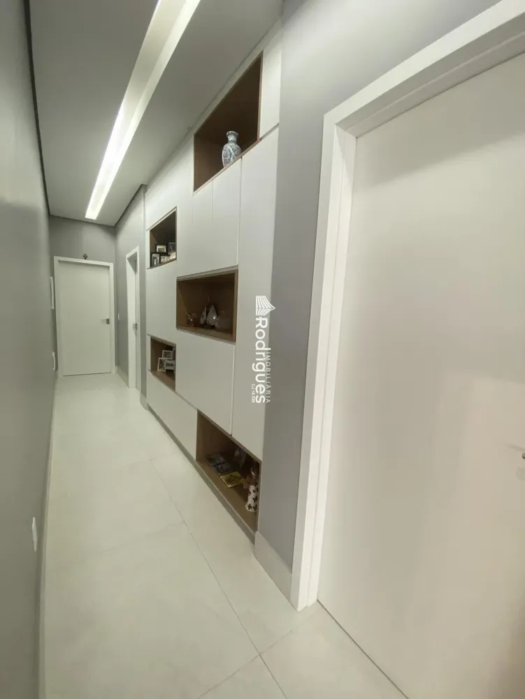 Casa, 4 quartos, 290 m² - Foto 11