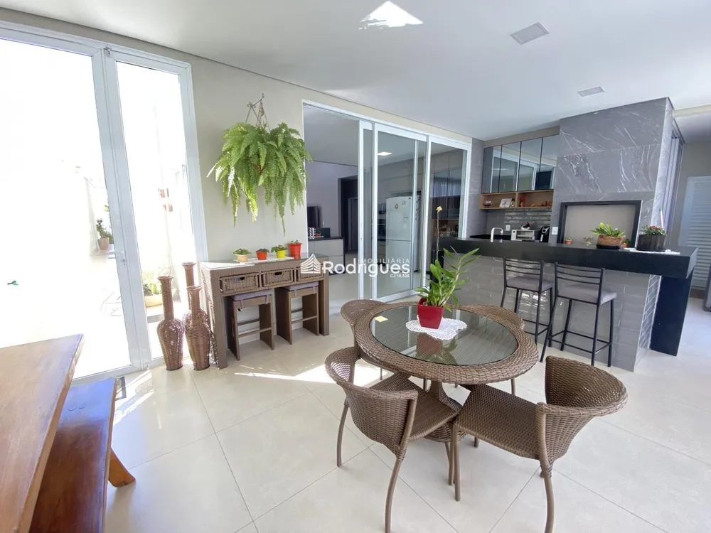 Casa, 4 quartos, 290 m² - Foto 19