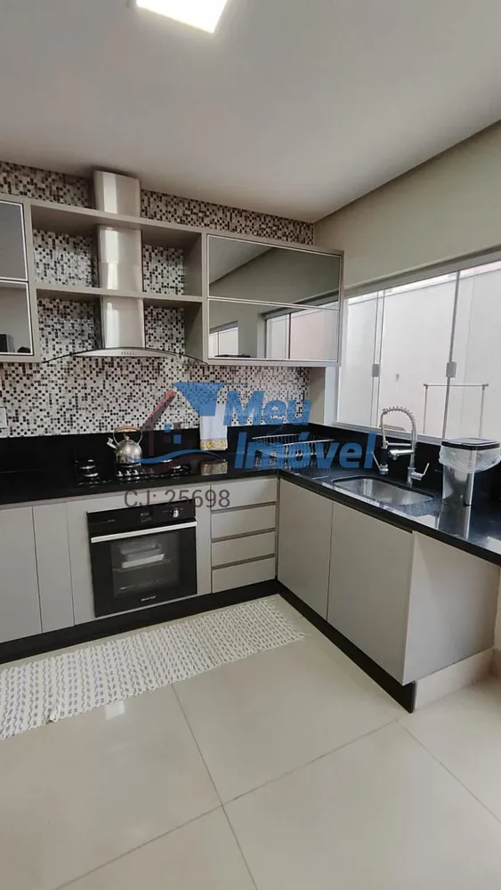 Apartamento, 3 quartos, 250 m² - Foto 1