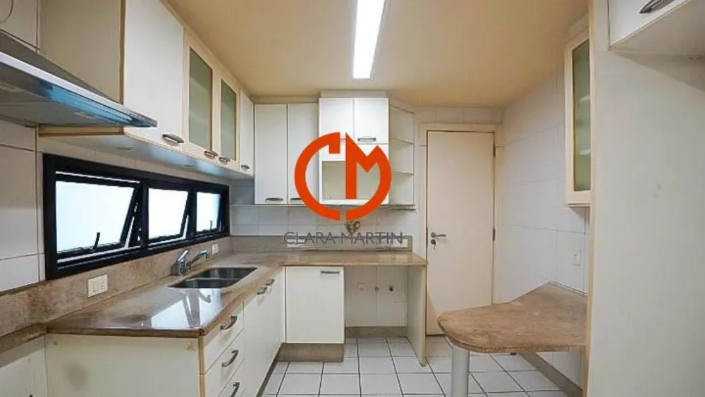 Apartamento, 3 quartos, 210 m² - Foto 2