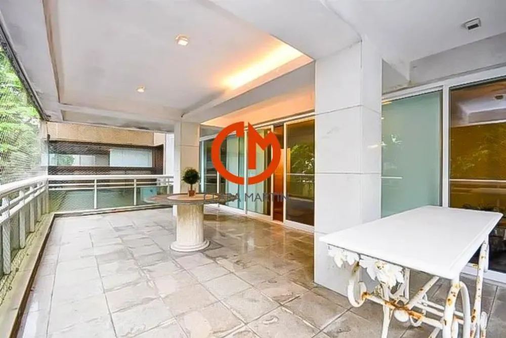 Apartamento, 3 quartos, 224 m² - Foto 1