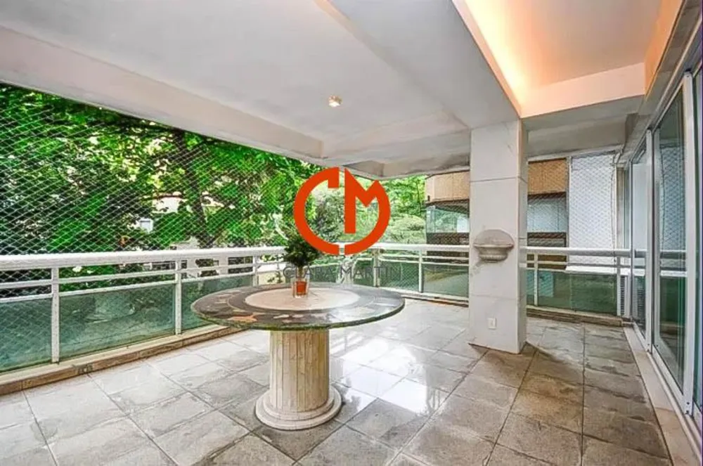 Apartamento, 3 quartos, 224 m² - Foto 2