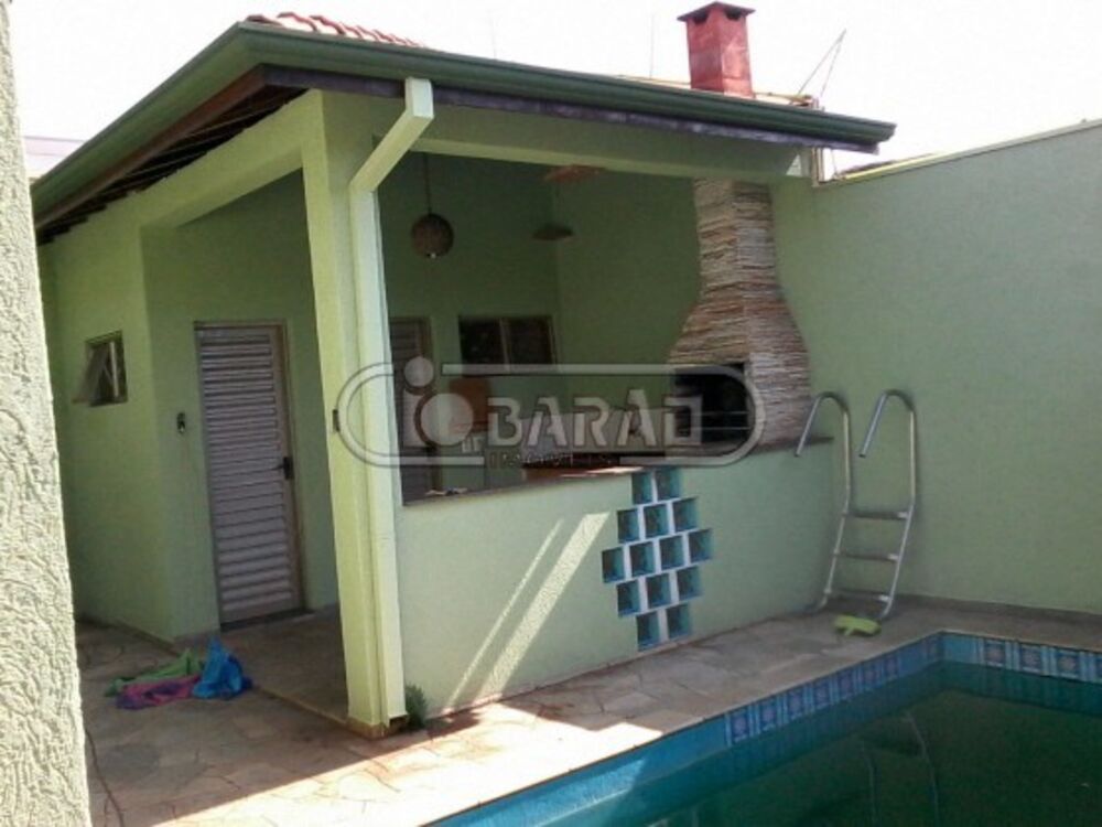 Casa, 4 quartos, 180 m² - Foto 1