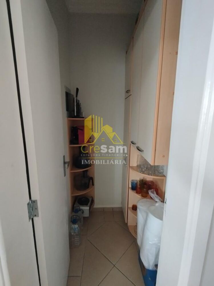 Casa para alugar com 3 quartos, 300m² - Foto 3