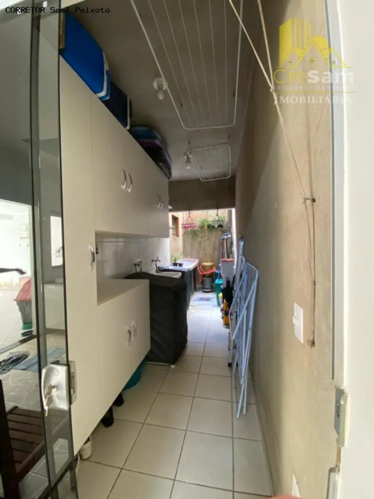 Casa, 3 quartos, 212 m² - Foto 2
