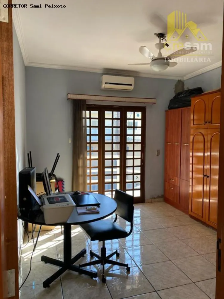 Casa, 3 quartos, 212 m² - Foto 6